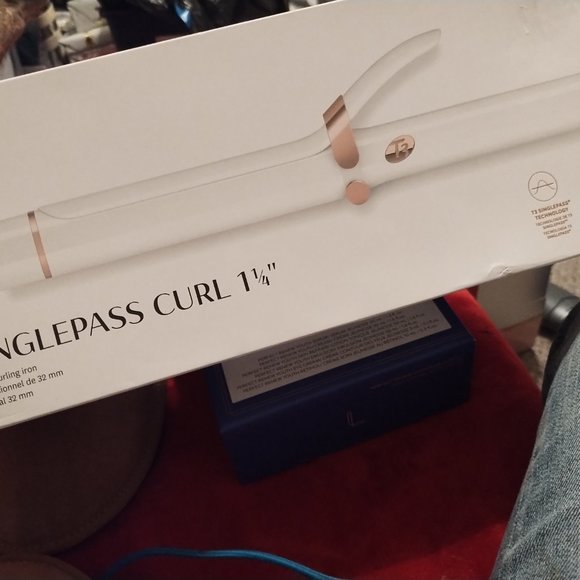 T3 curl wrap automatic rotating curler